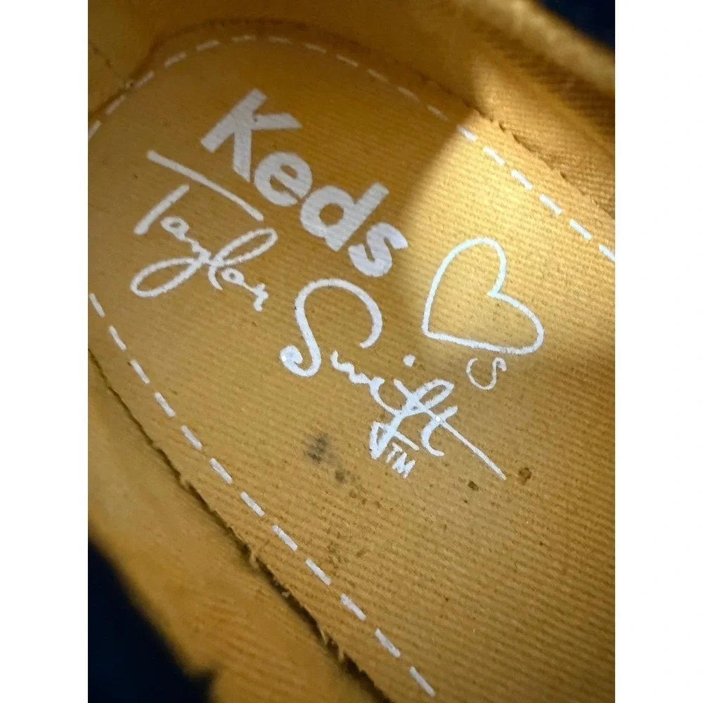 Keds Taylor Swift Navy Slip On Wool Canvas Sneakers Size 7.5 Limited Release